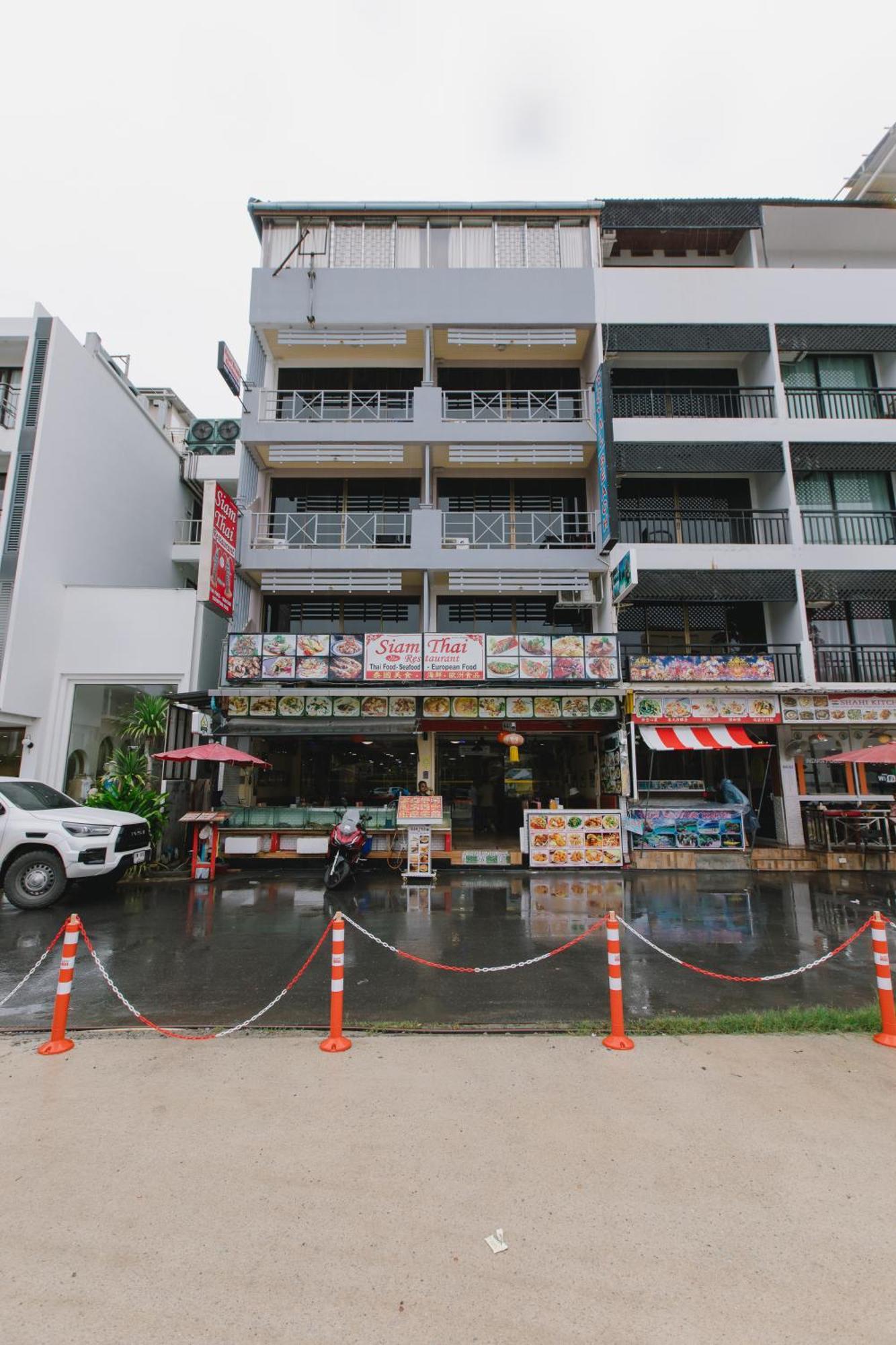 Royal Beach Residence Patong Exterior foto