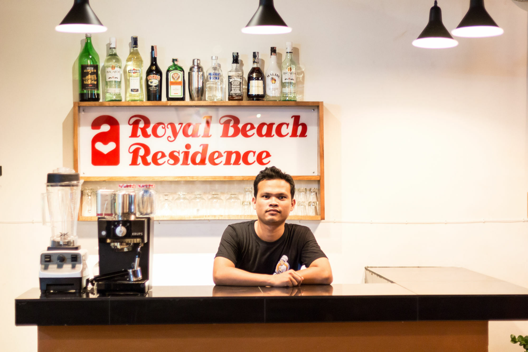 Royal Beach Residence Patong Exterior foto